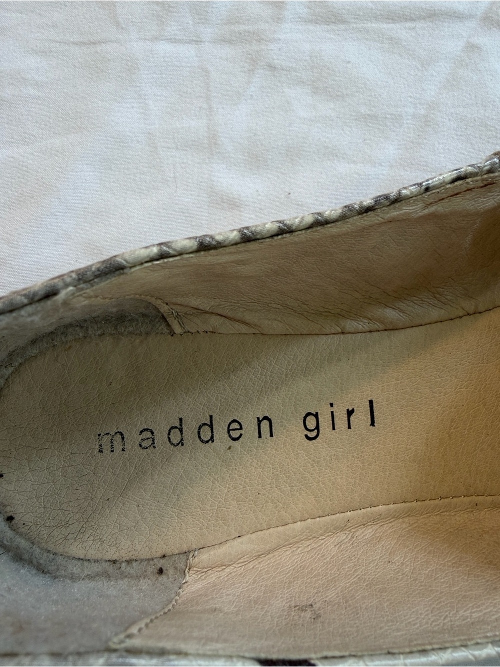 Madden Girl Snake-Print Pointed Toe Flats - Gray/Black - Picture 2 of 5